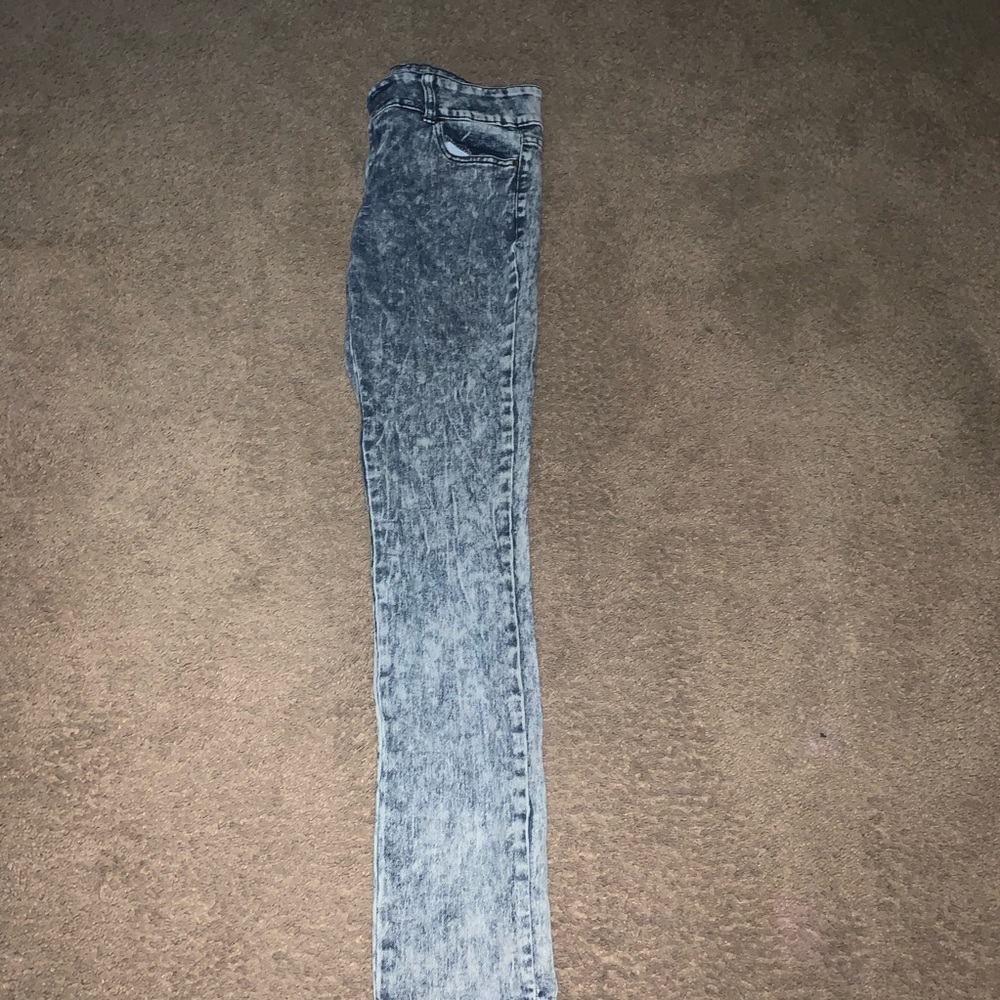 Jeans - Picture 2 of 6